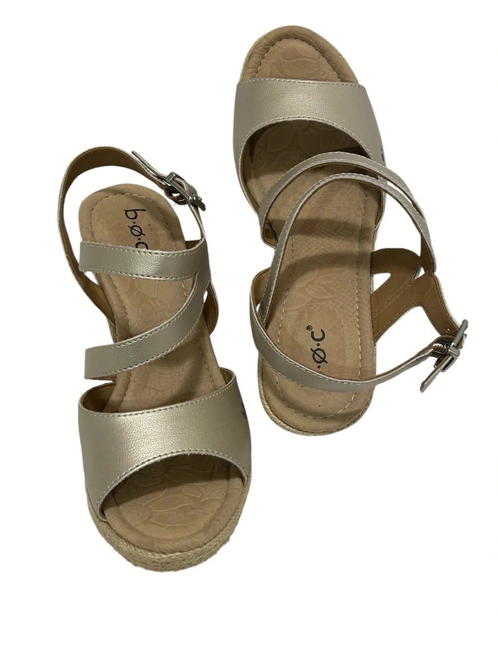 B.O.C .Women’s  Size 8M US Sandals Strappy Synthetic Beige Platform Wedge Z52346